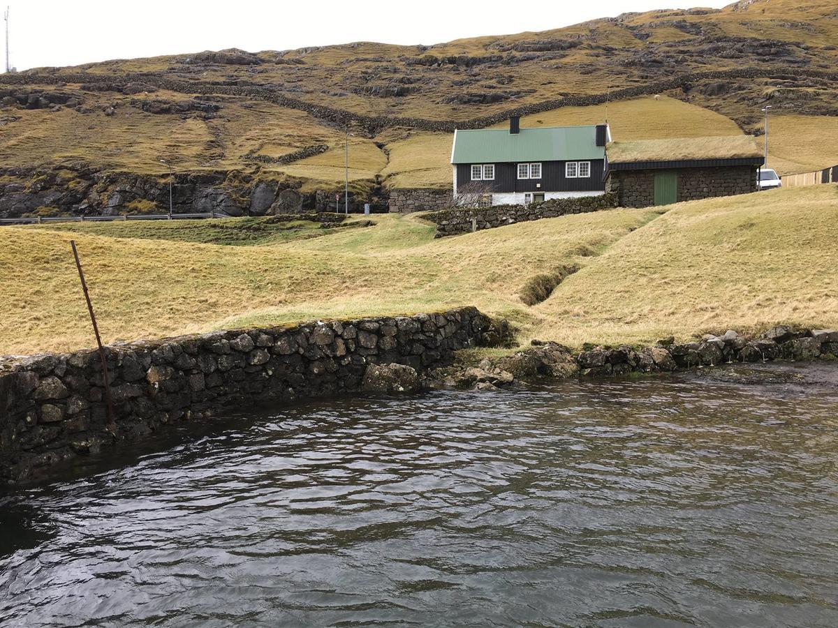 Вилла Idyllic House Near River And Ocean Leynar Экстерьер фото